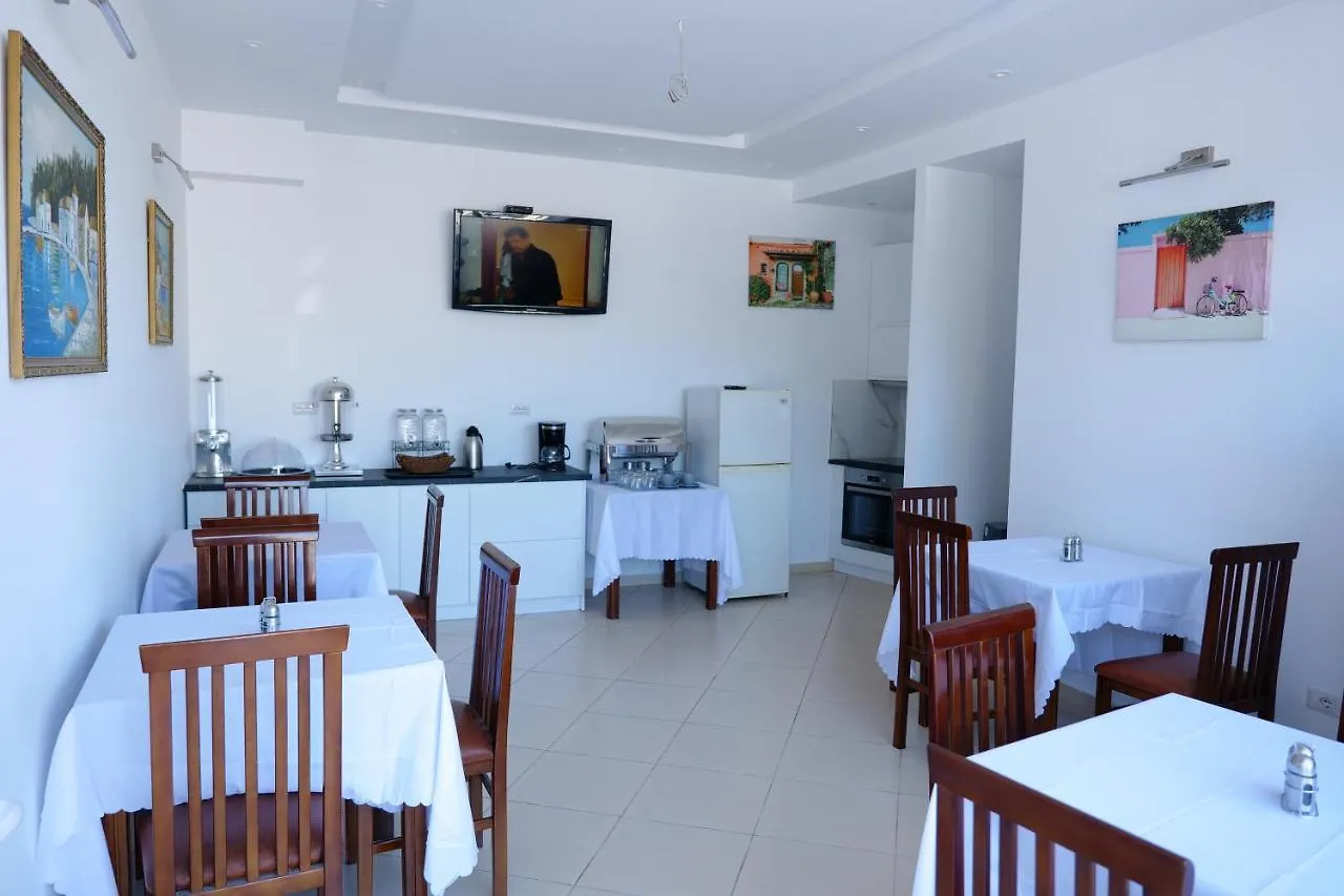 Lumi Hotel Sarandë